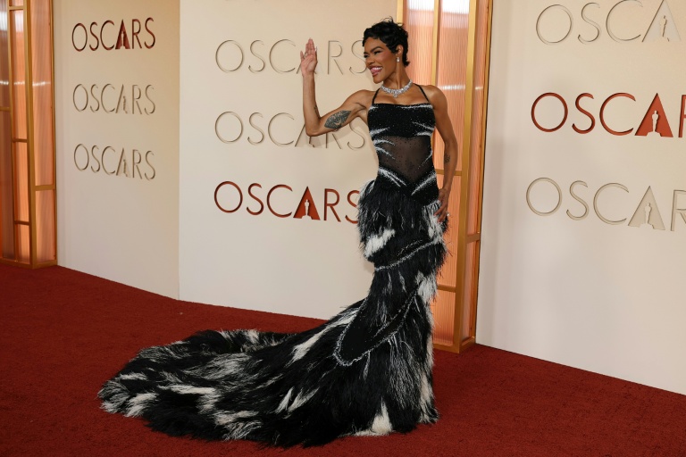 L'actrice américaine Teyana Taylor sur le tapis rouge des Oscars à Hollywood le 15 mars 2026 