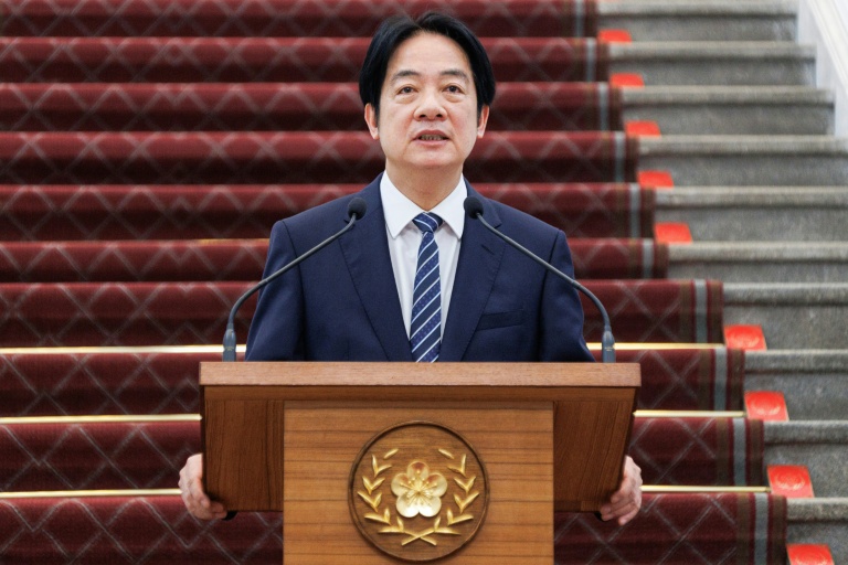 Le président taïwanais Lai Ching-te prononce un discours à l'occasion du premier anniversaire de son investiture, le 20 mai 2025 à Taipei