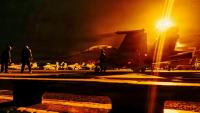 Photo diffusée le 2 septembre 2026 par la marine américaine montrant des avions militaires sur le porte-avion George Washington se préparant à décoller, le 29 août 2026