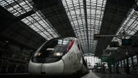 Les quatre syndicats représentatifs de la SNCF - CGT, Unsa, SUD-Rail et CFDT - ont appelé à la grève pour réclamer des hausses de salaires face à une inflation qui s'envole