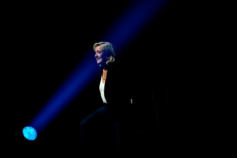 La leader du Rassemblement national (RN) Marine Le Pen, à Mâcon le 1er mai 2026.