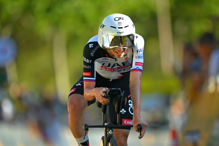 Le Slovène Tadej Pogacar, vainqueur sortant du Tour de France, à l'arrivée de la 1re étape disputée à Barcelone, le 4 juillet 2026
