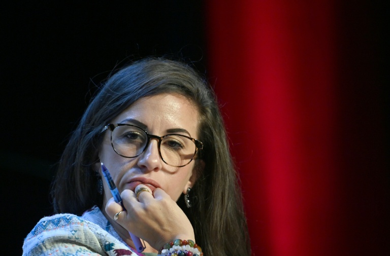 Myriam Lebkiri, référente sur les questions d'égalité femmes-hommes à la CGT, participe à un rassemblement à Châteaudun, dans l'Eure-et-Loir, le 30 août 2025