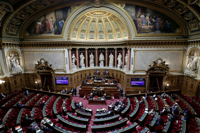 Vue générale du Sénat français le 23 décembre 2025
