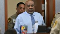 Duane "Keffe D" Davis arrive dans un tribunal de Las Vegas, le 10 août 2026, pour le premier jour de son procès en lien avec le meurtre en 1996 du rappeur star Tupac Shakur