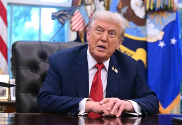 Le président américain Donald Trump dans le Bureau ovale de la Maison Blanche, le 25 septembre 2025 à Washington