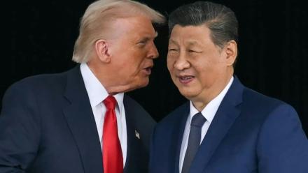 Le président américain Donald Trump se rend en Chine, où il rencontrera son homologue Xi Jinping pour la deuxième fois depuis son retour au pouvoir