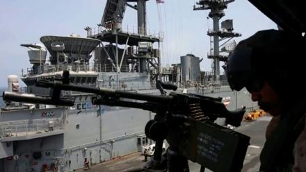 Des soldats américains mettent en oeuvre le blocus des ports iraniens, selon une capture de vidéo diffusée le 25 juillet 2025 par le Commandement pour le Moyen-Orient (Centcom)