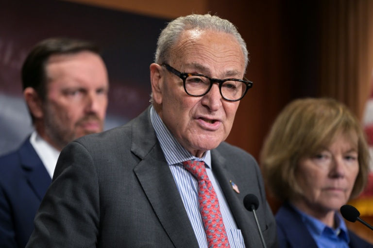 Le chef de la minorité démocrate au Sénat américain, Chuck Schumer, lors d'un point presse au Capitole de Washington, le 18 septembre 2025