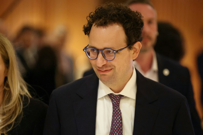 Le PDG d'Anthropic, Dario Amodei, après une réunion lors du sommet AI Impact Summit à New Delhi, le 19 février 2026