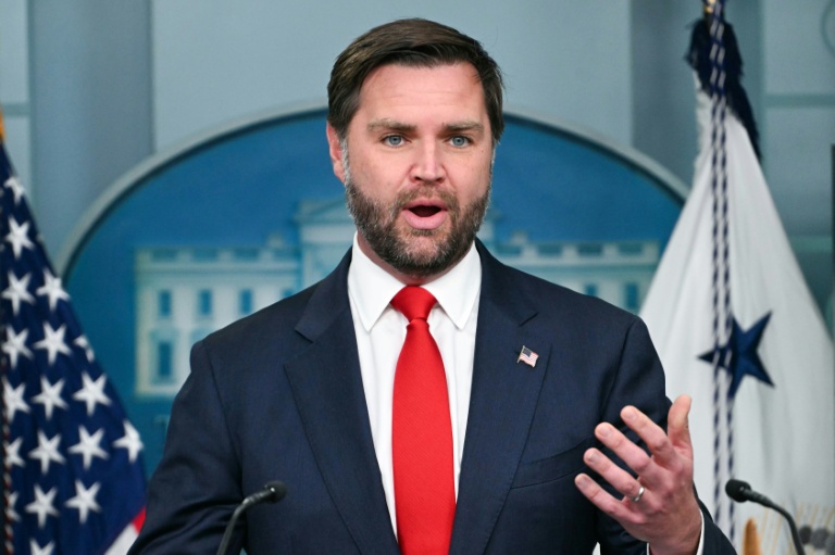 Le vice-président américain JD Vance lors d'une conférence de presse à la Maison Blanche, à Washington, aux Etats-Unis, le 1er octobre 2025