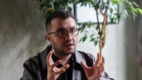 Yildiz Tar, membre de l'organisation turque Kaos GL qui défend les droits des homosexuels et transgenres, le 18 septembre 2026 à Ankara

