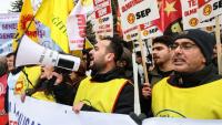 Manifestation de fonctionnaires pour réclamer de nouvelles hausses de salaires face à l'inflation, le 14 janvier 2026 à Ankara, en Turquie