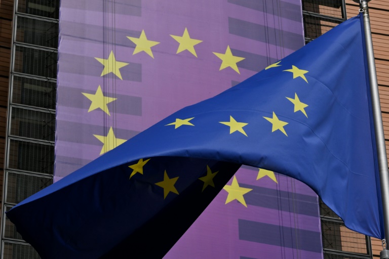 Les pays de l'Union européenne ont définitivement adopté un accord de principe pour faciliter leurs achats en commun d'armement