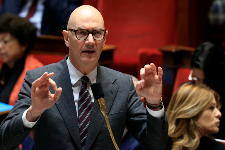 Le miniostre de l'Economie Roland Lescure à l'Assemblée nationale, le 26 novembre 2025 à Paris