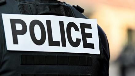 Un rodéo urbain rassemblant 500 voitures et près de 3.000 personnes s'est tenu vendredi soir à Bordeaux, avant d'être stoppé et dispersé par une intervention des forces de l'ordre