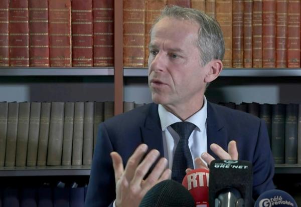 Image tirée d'une vidéo montrant le procureur de la République Etienne Manteaux, le 10 février 2026 à Grenoble