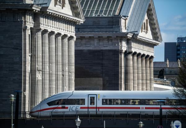 Un train à grande vitesse allemand ICE à Berlin, le 6 avril 2026