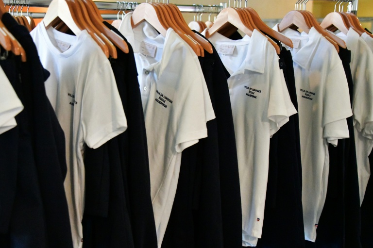 Les uniformes des élèves de l'école primaire Aigueperse de Limoges, le 30 août 2024