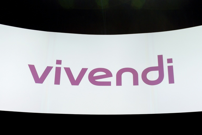 Vivendi a été découpé en décembre 2024 en quatre entités cotées: Canal+ (médias) à Londres, Havas (communication) à Amsterdam, Louis Hachette Group (édition) à Paris sur le marché Euronext Growth, ainsi que la holding, restée à la Bourse à Paris