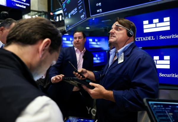 Des opérateurs à la Bourse de New York le 16 septembre 2026