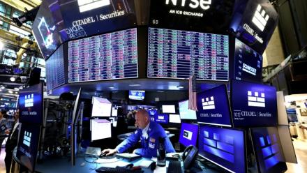 Un opérateur à la Bourse de New York, le 4 août 2025