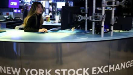 Une opératrice à la Bourse de New York le 24 avril 2026