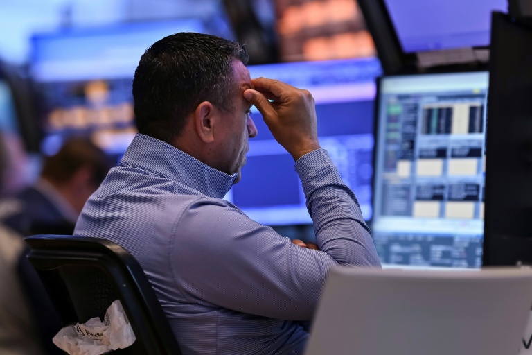 Un opérateur à la Bourse de New York, le 12 mai 2025.