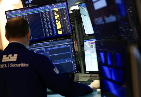 Un opérateur à la Bourse de New York, le 30 avril 2026