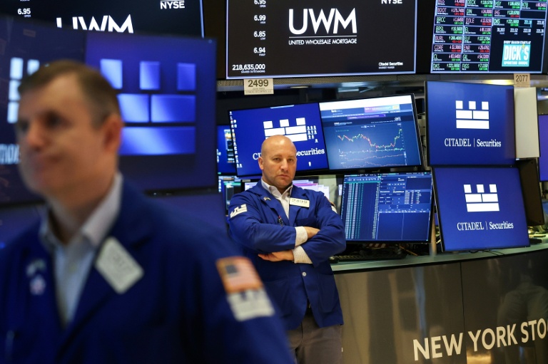 Des opérateurs à la Bourse de New York, le 15 septembre 2025