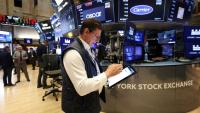 Un opérateur à la Bourse de New York, le 19 mai 2025.