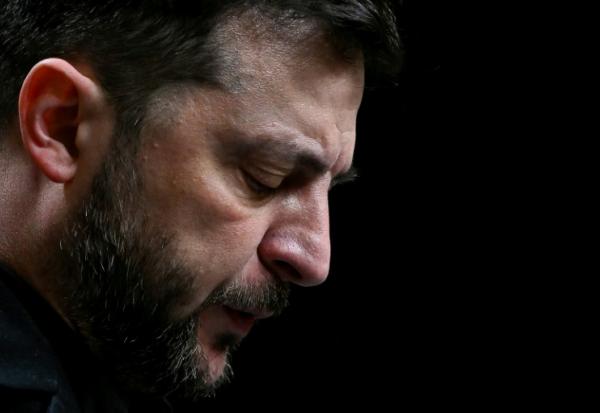 Le président ukrainien Volodymyr Zelensky lors d'une conférence de presse à Ankara, le 19 novembre 2025