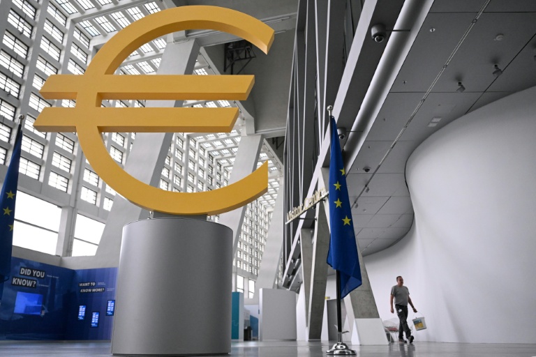 L'inflation a très légèrement ralenti en octobre dans la zone euro, en ligne avec l'objectif de la Banque centrale européenne (BCE)