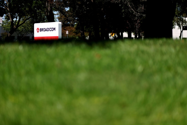 Siège de Broadcom, le juin 2021 à San Jose, en Californie. Sixième capitalisation boursière mondiale, le groupe a déçu, mercredi soir, en ne relevant pas ses prévisions.