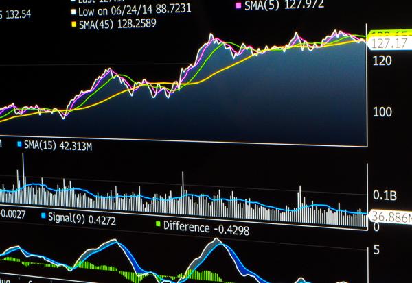 Analyse AOF mi-séance Wall Street - Les indices américains en ordre dispersé, Nvidia et le PIB en vedette