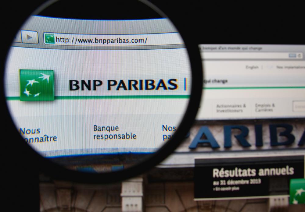 BNP Paribas dévisse : résultats décevants et plusieurs objectifs 2025 abaissés