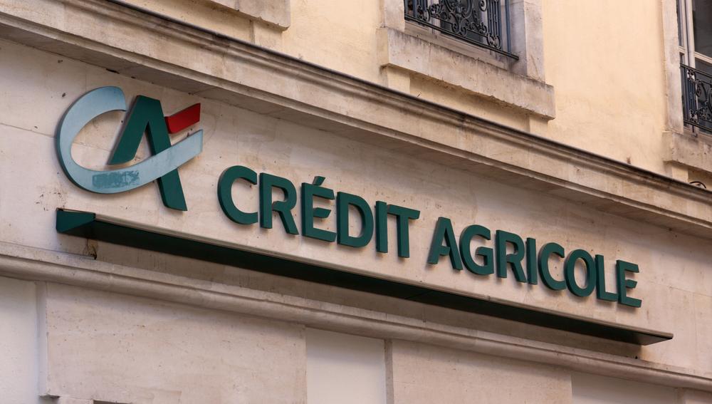 Crédit Agricole SA en tête du CAC 40 grâce à des profits plus élevés que prévu
