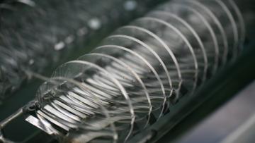 EssilorLuxottica bondit en Bourse après le report du lancement mondial des Ray-Ban connectées