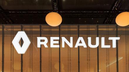 La valeur du jour à Paris - Renault lance sa coentreprise avec Geely spécialiste des moteurs thermiques