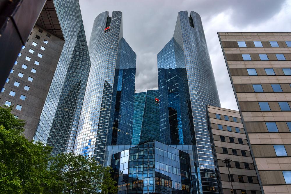 Société Générale, plus forte hausse du CAC 40 à la clôture du lundi 8 décembre 2025 -