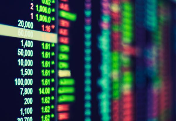 STMicroelectronics, plus forte hausse du CAC 40 à la mi-séance du mardi 27 mai 2025