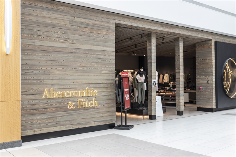 Abercrombie & Fitch : relève encore ses objectifs