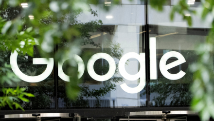 Alphabet flambe à Wall Street, nickel Chrome