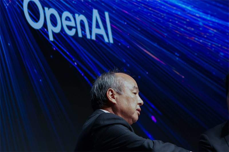 Apollo envisage d'augmenter le prêt de SoftBank à 9 milliards de dollars pour OpenAI