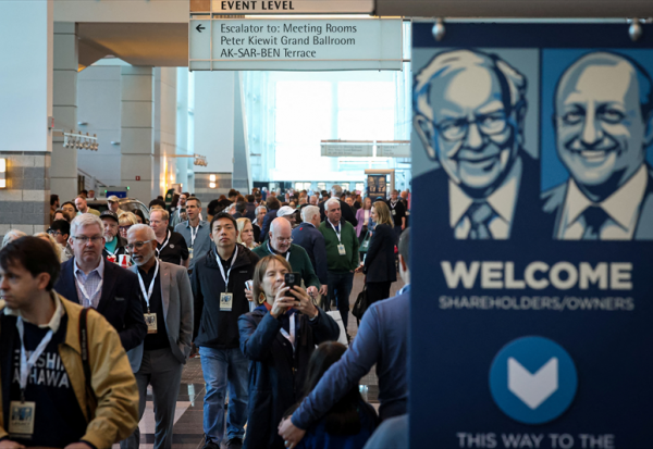 Berkshire Hathaway : les seuls sensés dans la salle ?