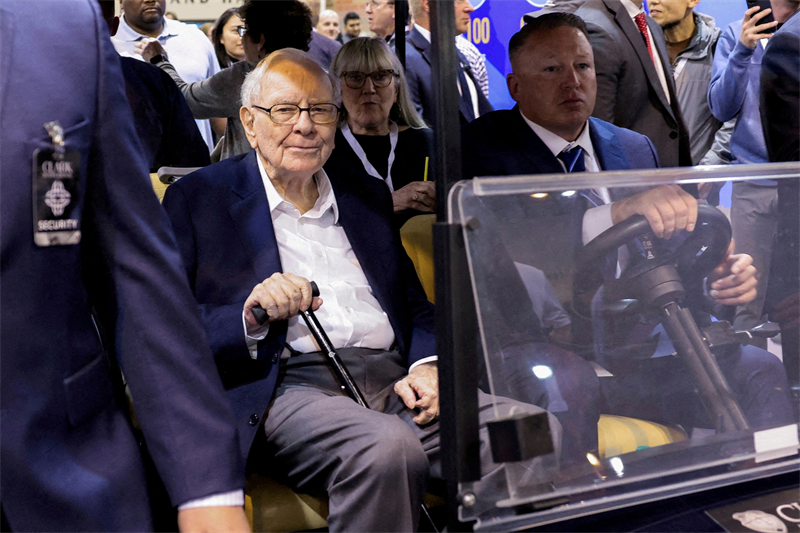 Berkshire Hathaway : Warren Buffett tire (bientôt) sa révérence