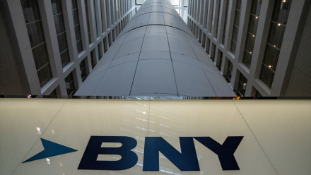 BNY Mellon dépasse les attentes