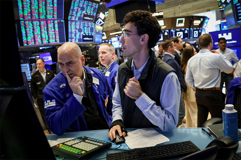 Carnival grimpe à Wall Street, résultats historiques