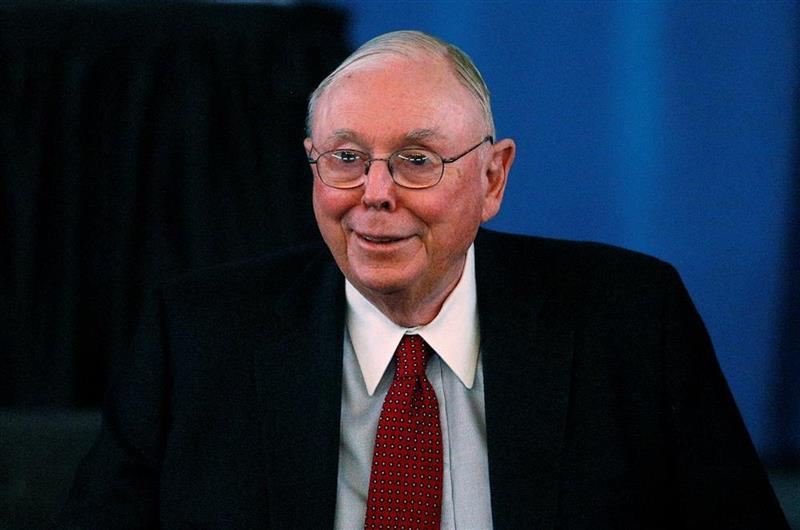 Charlie Munger, associé de Warren Buffett, est décédé à 99 ans