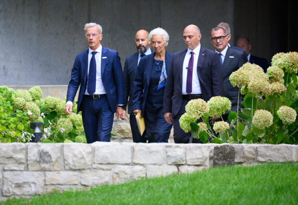 Christine Lagarde confirme son départ de la BCE en 2027